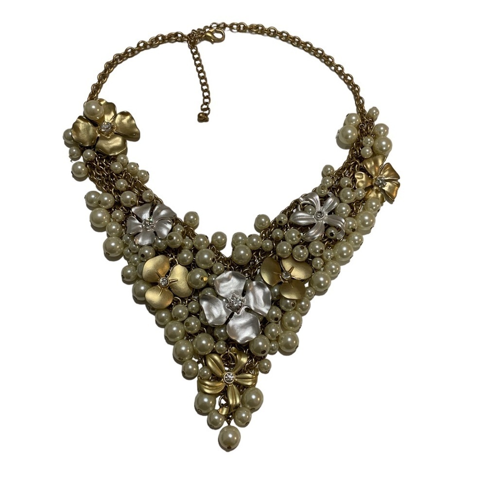 Vintage unique beautiful statement‎ bib necklace